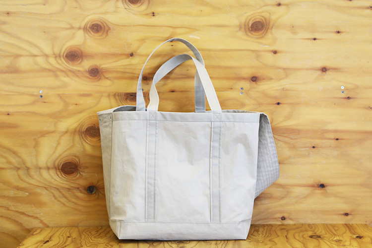 Container tote bag online air