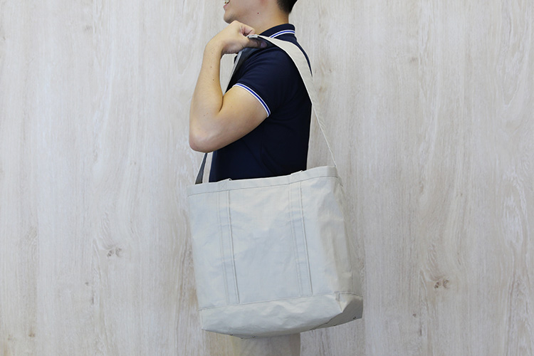 MATO「CONTAINER TOTE BAG AIR（2wayペアレンツトートバッグ）」男性
